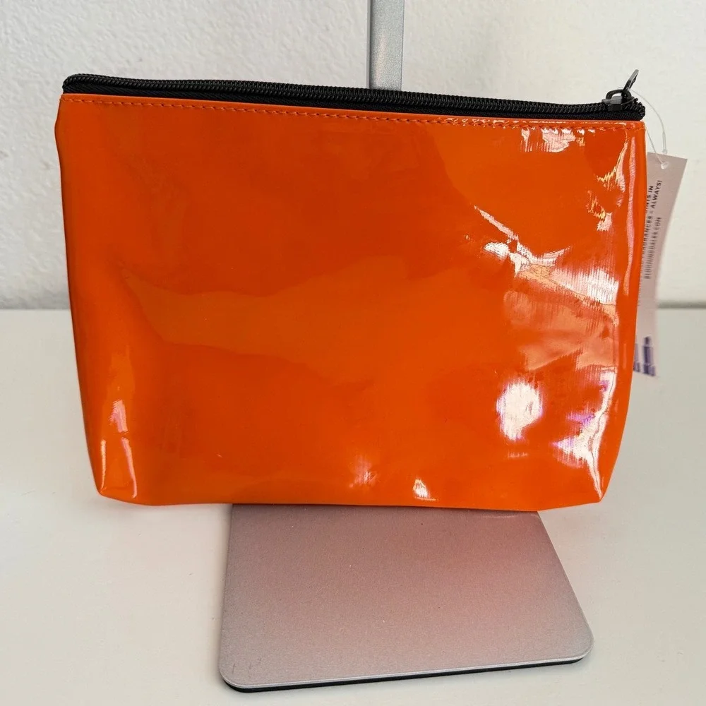 Bloomingdales Little Beauty Bag Orange Patent Cosmetic Pouch Makeup Travel Case - Picture 2 of 7